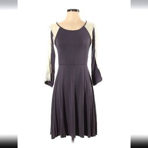 Hem & Thread 3/4 Sleeve Casual Dress - Small